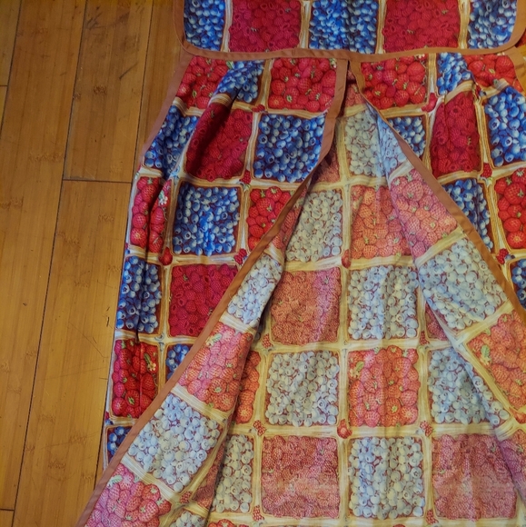 Apron strawberries blueberries and raspberries over the head handmade craft show - Picture 3 of 4